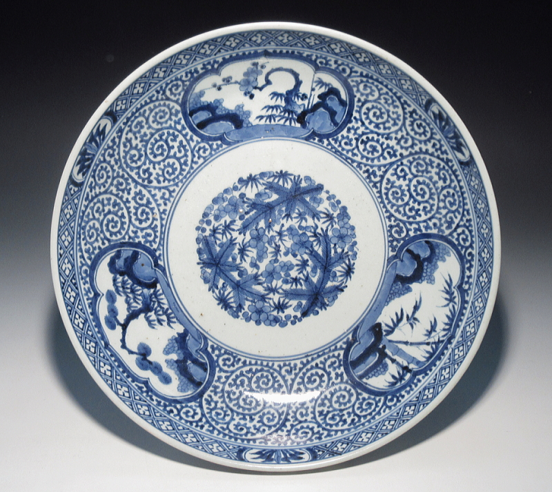 古伊万里 染付 窓絵蛸唐草文 大皿【享保】 | 古陶磁 大林師友堂 古伊万里 染付 窓絵蛸唐草文 大皿【享保】 | 古陶磁 大林師友堂
