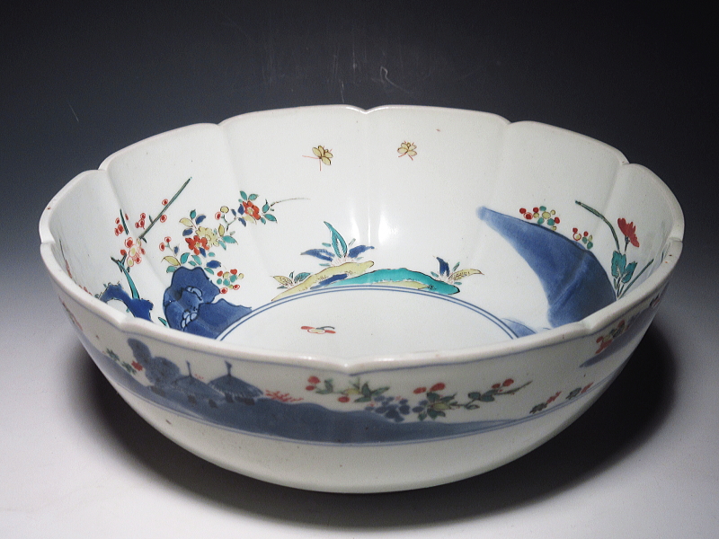 古伊万里　柿右衛門　蝶草花文　輪花鉢【延宝】