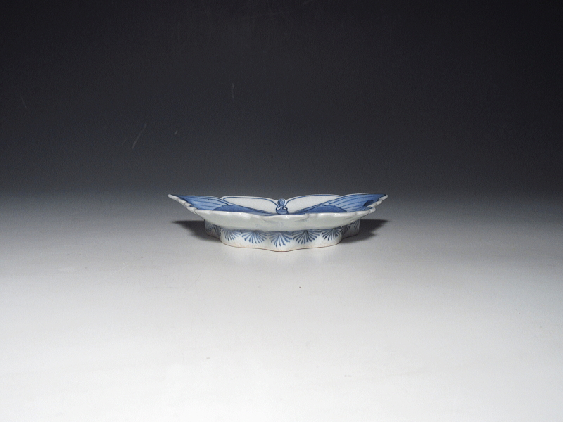 古伊万里　染付　蝶形変形小皿【寛文～延宝】