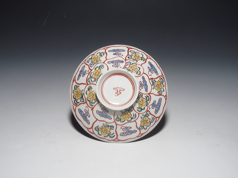 古伊万里　色絵　霊芝捻花文　蓋茶碗【明和～寛政】
