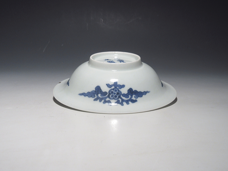 古伊万里　藍柿右衛門　菊花文字文　小鉢（延寶銘）【延宝】