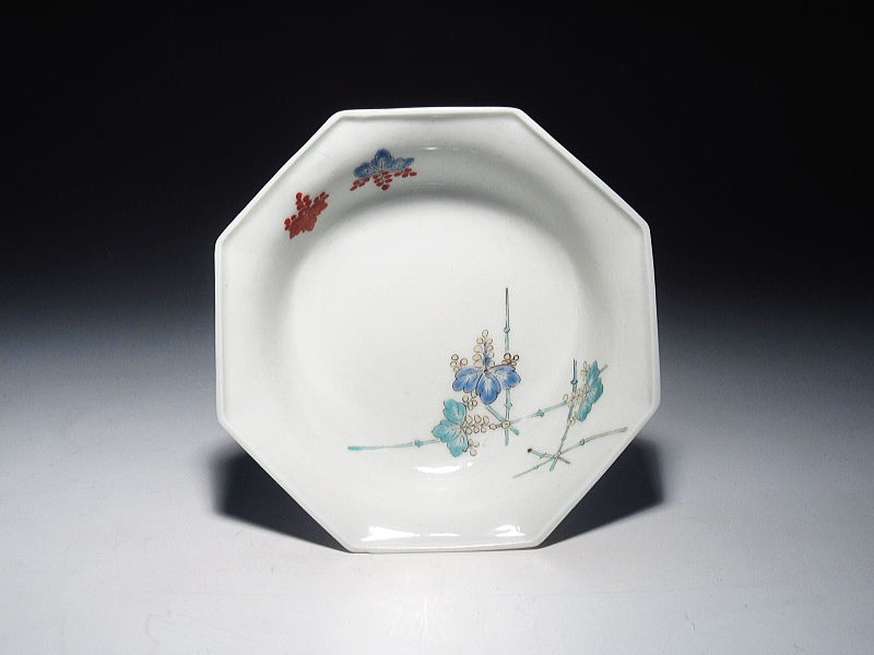 古伊万里　柿右衛門　籬桐葉文　八角面取小鉢【延宝】