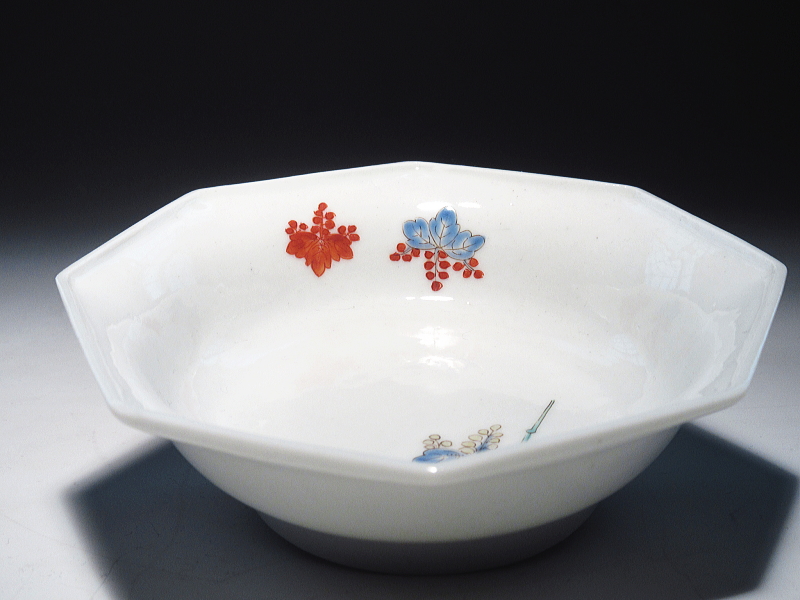 古伊万里　柿右衛門　籬桐葉文　八角面取小鉢【延宝】