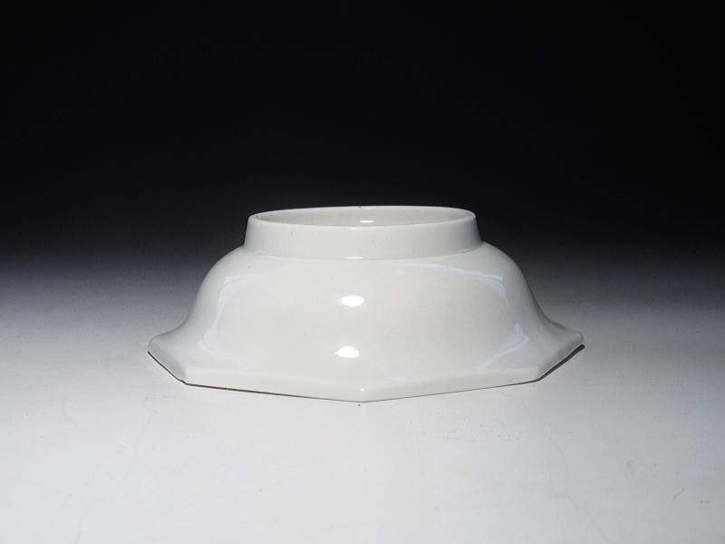 古伊万里　柿右衛門　籬桐葉文　八角面取小鉢【延宝】