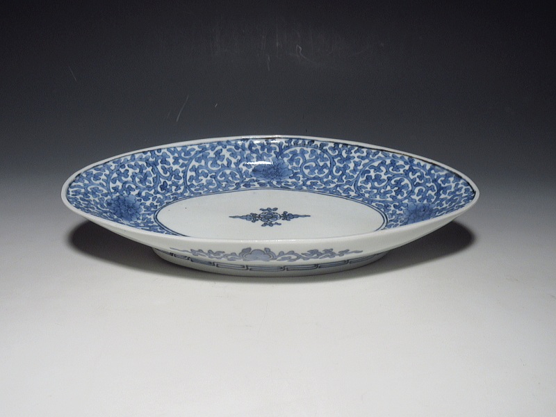 古伊万里　藍柿右衛門　花蛸唐草文　楕円皿【元禄】