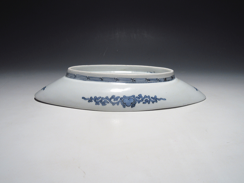 古伊万里　藍柿右衛門　花蛸唐草文　楕円皿【元禄】