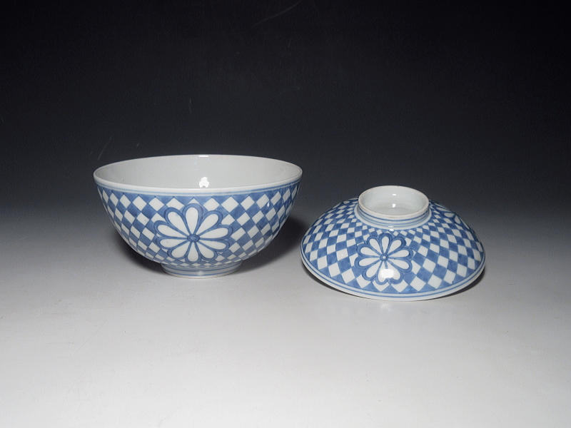 古伊万里　染付　菊花市松文　蓋茶碗　５客組【元禄～享保】