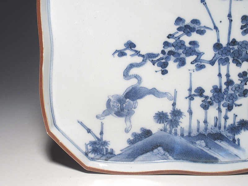 古伊万里 藍柿右衛門 松竹梅虎文 隅切皿【延宝~元禄】