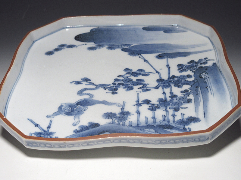 古伊万里 藍柿右衛門 松竹梅虎文 隅切皿【延宝~元禄】