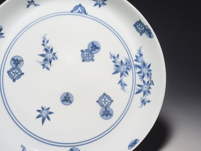 古伊万里　藍柿右衛門　楓七宝文　六寸皿【延宝】