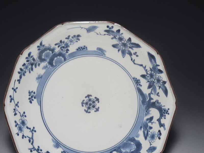 古伊万里　藍柿右衛門　梅桜花文　面取六寸皿【元禄】