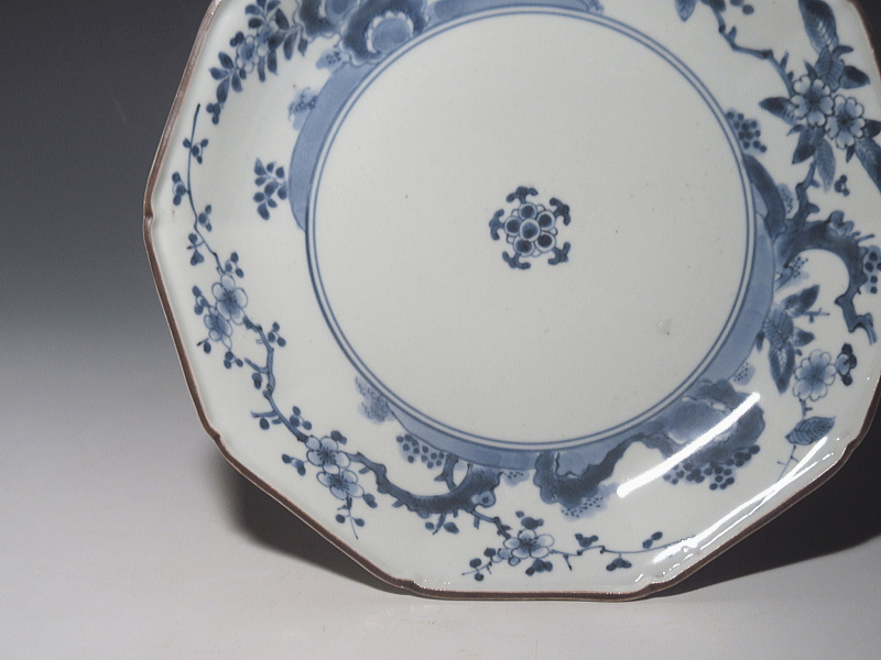 古伊万里　藍柿右衛門　梅桜花文　面取六寸皿【元禄】