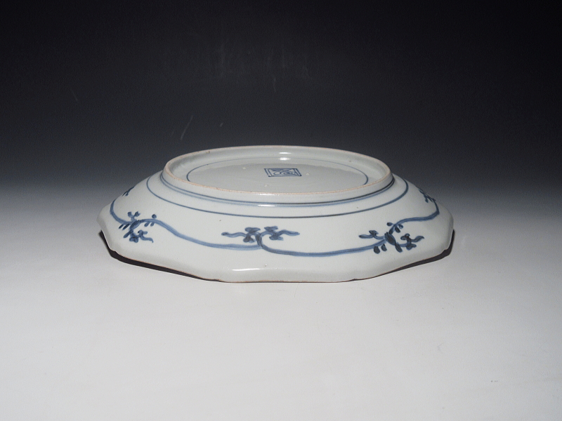 古伊万里　藍柿右衛門　梅桜花文　面取六寸皿【元禄】