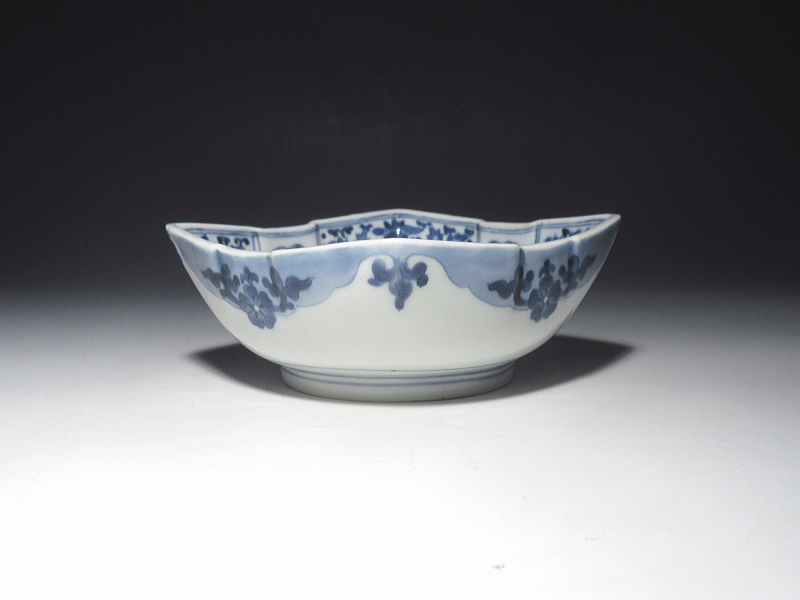 古伊万里　藍柿右衛門　花唐草文　四方小鉢【延宝～元禄】その２