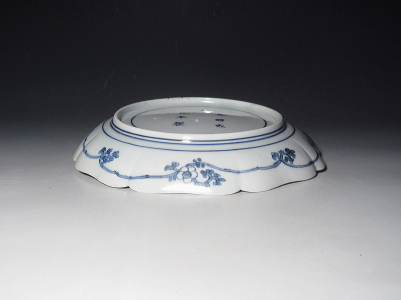 古伊万里　染付　全面蛸唐草文　六寸皿【元禄～享保】