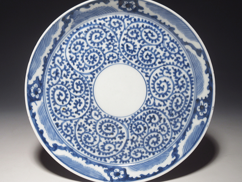 古伊万里　染付　蛸唐草文　七寸皿【宝暦】