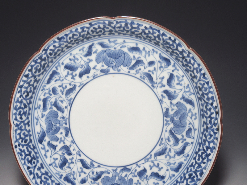 古伊万里　元禄染付　花・蛸唐草文　七寸皿【元禄】