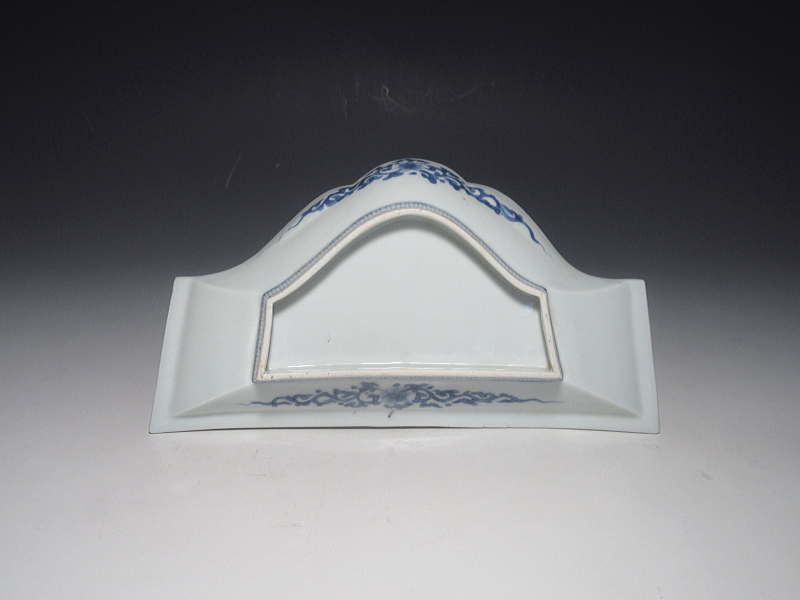 古伊万里　藍柿右衛門　山水文　富士山形変形皿【延宝】