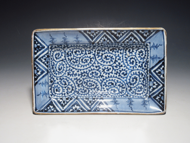 古伊万里　染付　全面蛸唐草文　角皿【宝暦～明和】その３