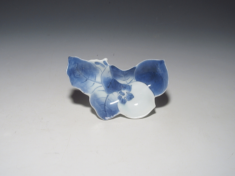 古伊万里　藍柿右衛門　柿形　変形豆皿【延宝】