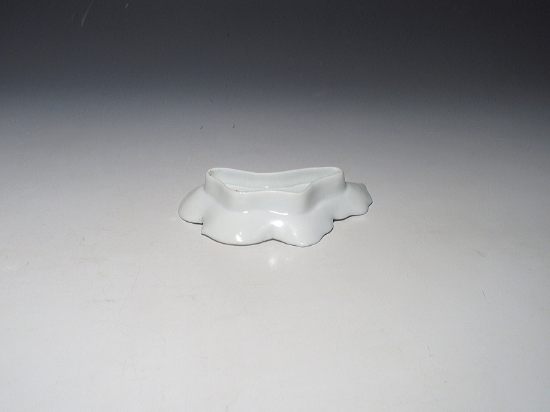 古伊万里　藍柿右衛門　柿形　変形豆皿【延宝】