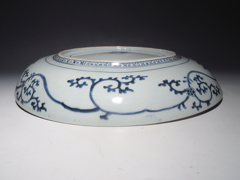 古伊万里　染付　丸文蛸唐草　大皿【享保～宝暦】