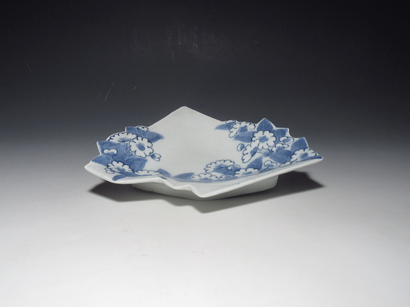 古伊万里　藍柿右衛門　染付　桜花文　折紙形皿【延宝】