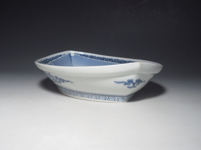 古伊万里　藍柿右衛門　宝尽くし鳳凰文　木瓜形皿【延宝】