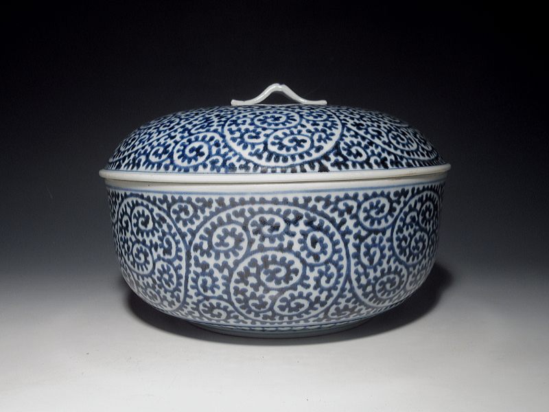 古伊万里　染付　蛸唐草文　食籠【宝暦】