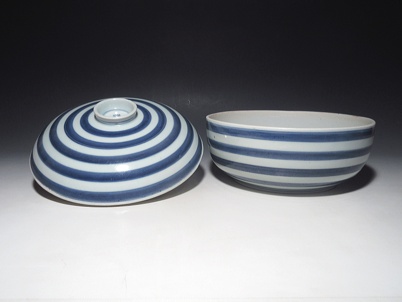 古伊万里　染付　輪線文　食籠【宝暦】