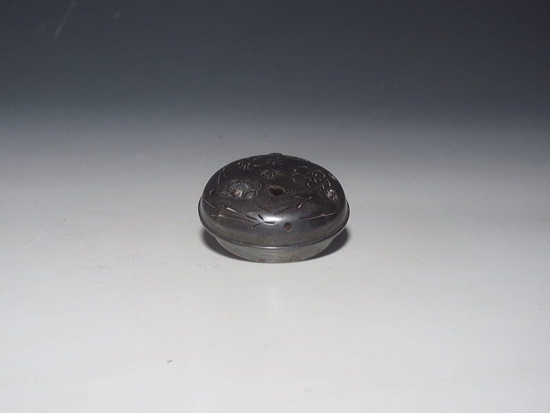 古伊万里　藍柿右衛門　芭蕉人物文　銀火屋香炉【元禄】