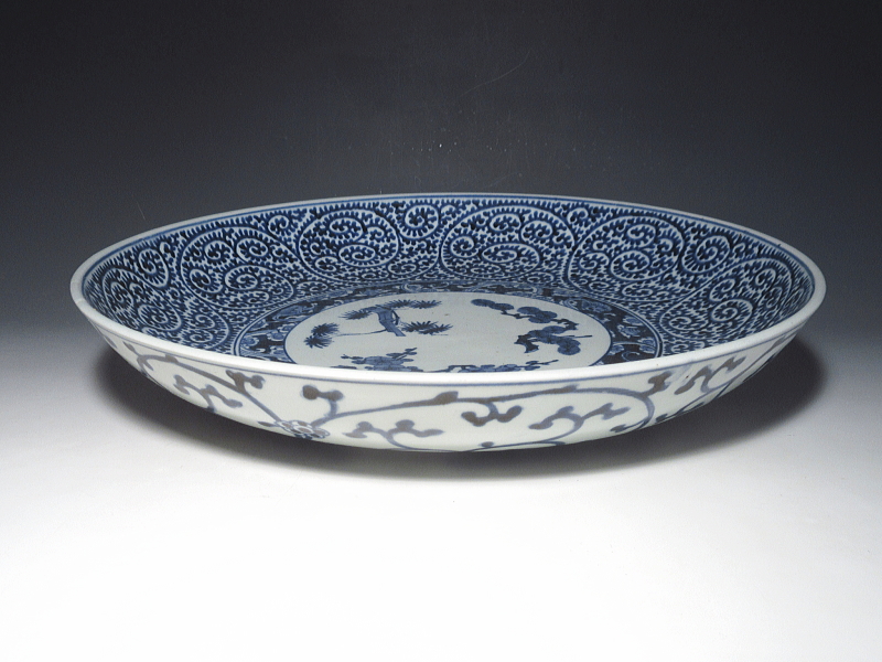 古伊万里　染付　宝珠飛龍蛸唐草文　大皿【宝暦】