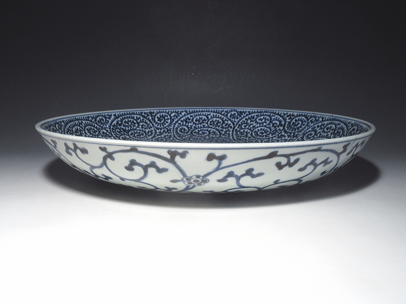 古伊万里　染付　宝珠飛龍蛸唐草文　大皿【宝暦】